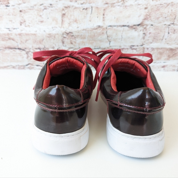 BADGELY MISCHKA LOCKHART PATENT LOW-TOP SNEAKER RED - Picture 7 of 9
